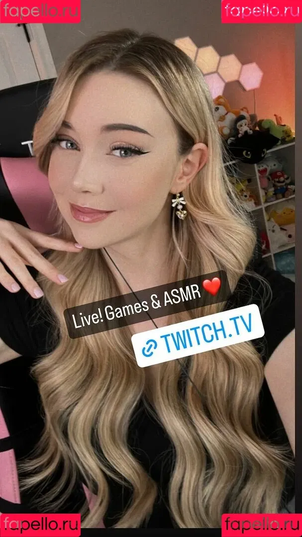 Dizzykitten / dizzykitten7 / dizzykittenpaws / thedizzykitten Onlyfans Photo Gallery 