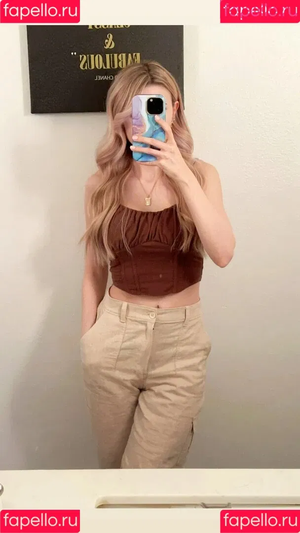 Dizzykitten / dizzykitten7 / dizzykittenpaws / thedizzykitten Onlyfans Photo Gallery 