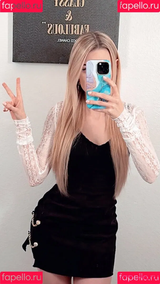 Dizzykitten / dizzykitten7 / dizzykittenpaws / thedizzykitten Onlyfans Photo Gallery 