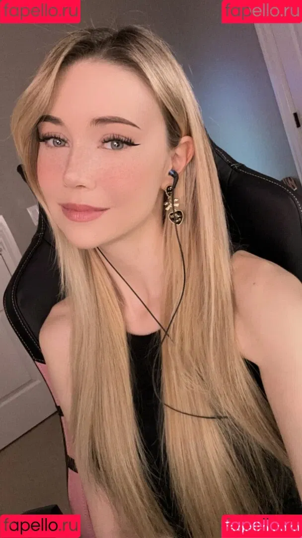 Dizzykitten / dizzykitten7 / dizzykittenpaws / thedizzykitten Onlyfans Photo Gallery 