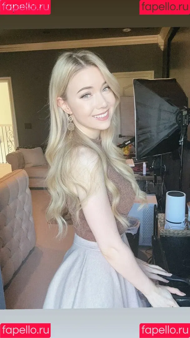 Dizzykitten / dizzykitten7 / dizzykittenpaws / thedizzykitten Onlyfans Photo Gallery 