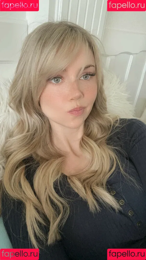 Dizzykitten / dizzykitten7 / dizzykittenpaws / thedizzykitten Onlyfans Photo Gallery 