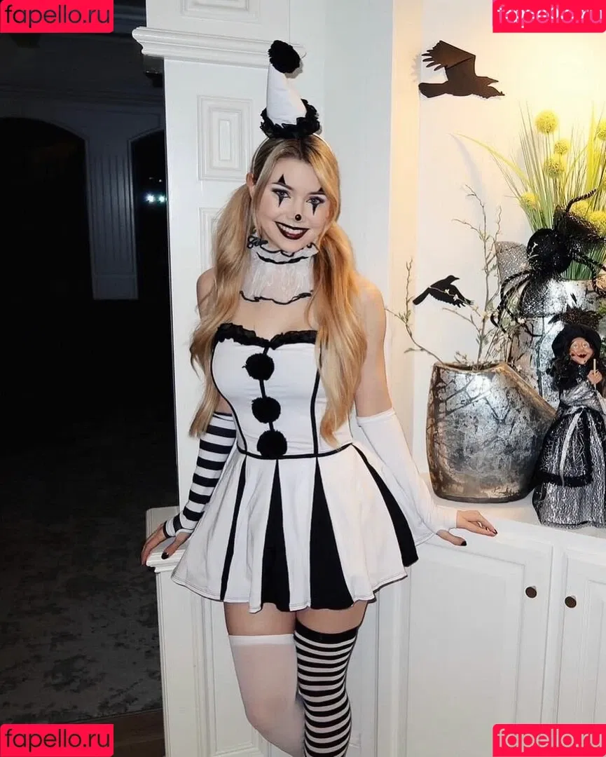 Dizzykitten / dizzykitten7 / dizzykittenpaws / thedizzykitten Onlyfans Photo Gallery 
