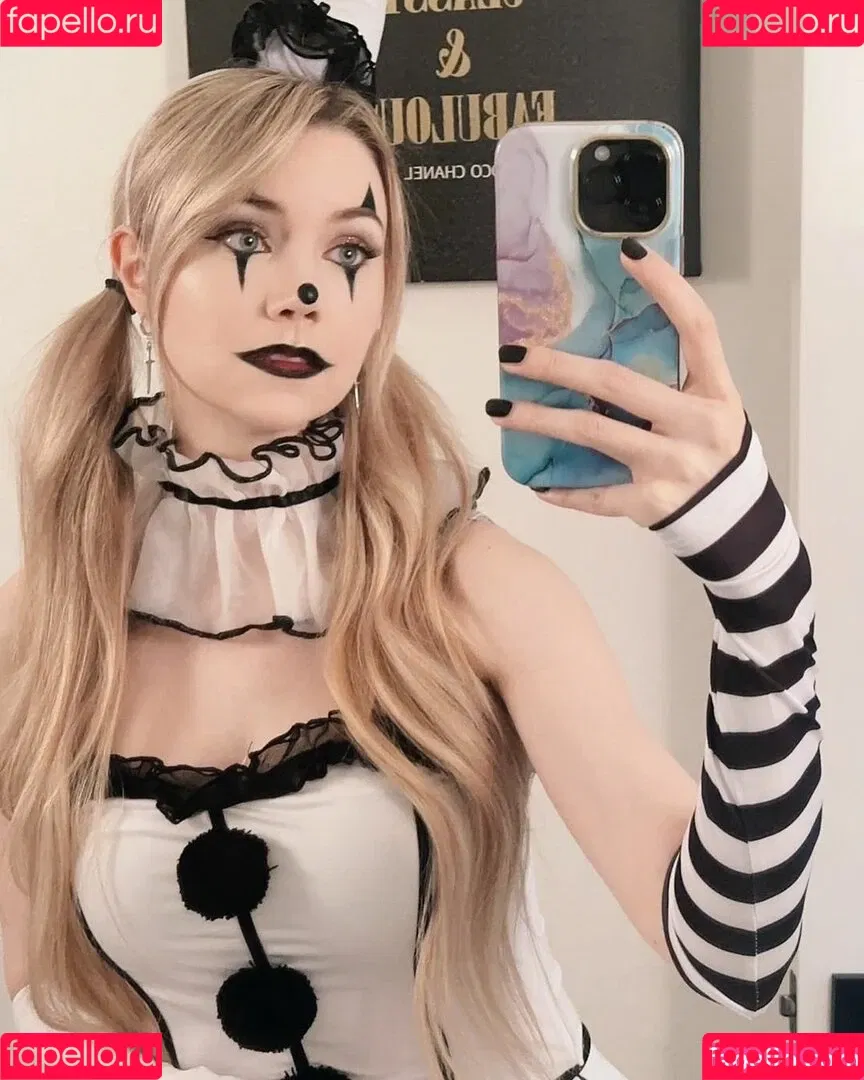 Dizzykitten / dizzykitten7 / dizzykittenpaws / thedizzykitten Onlyfans Photo Gallery 