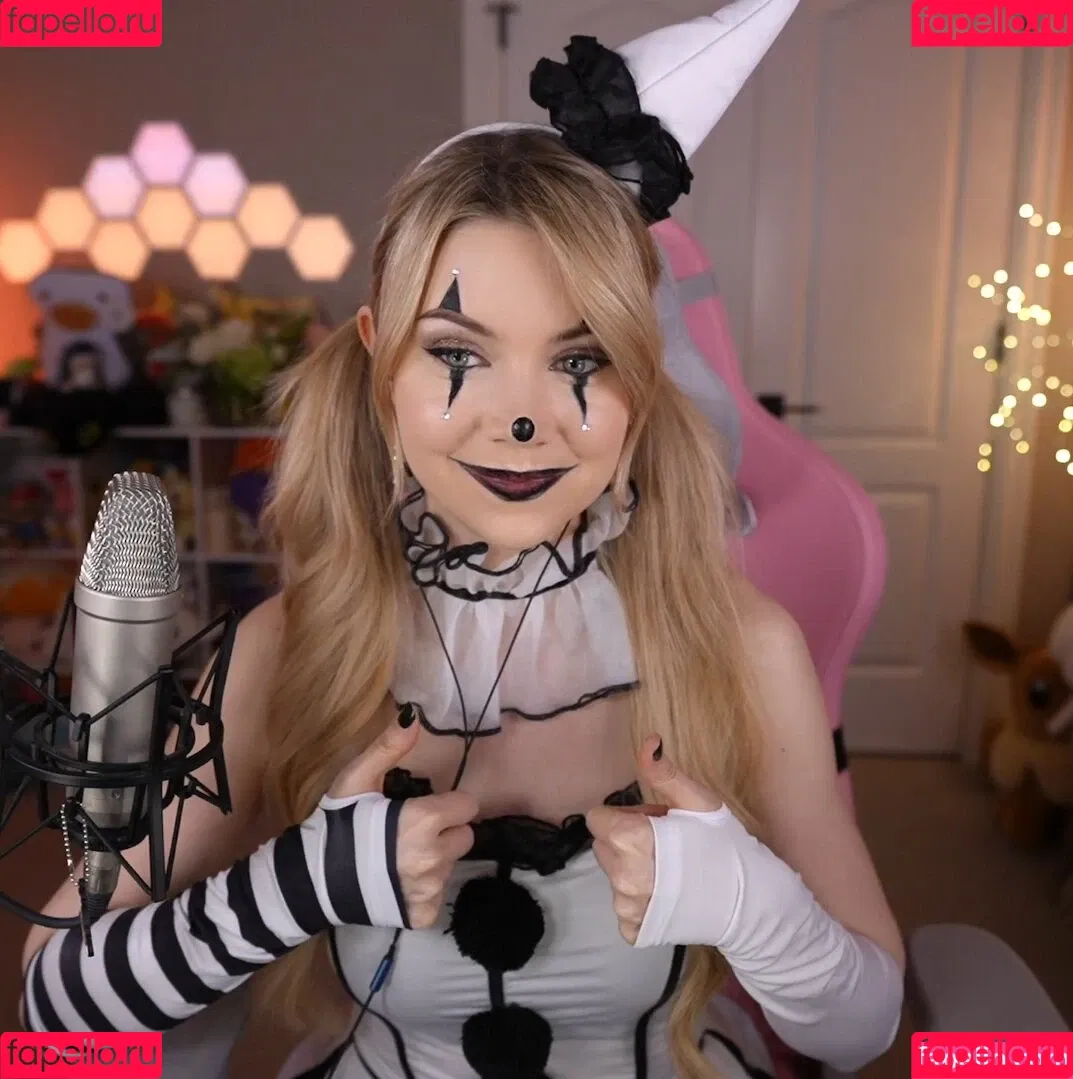 Dizzykitten / dizzykitten7 / dizzykittenpaws / thedizzykitten Onlyfans Photo Gallery 