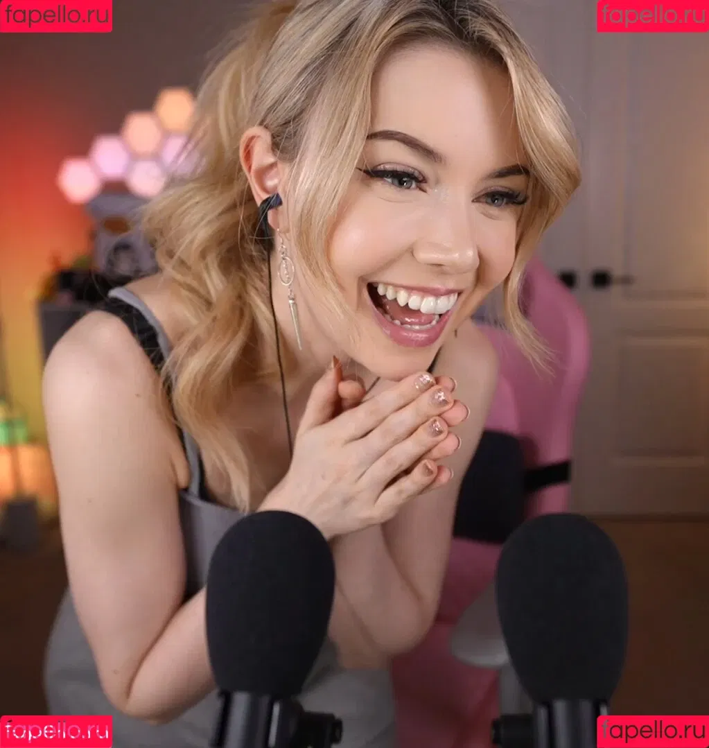 Dizzykitten / dizzykitten7 / dizzykittenpaws / thedizzykitten Onlyfans Photo Gallery 