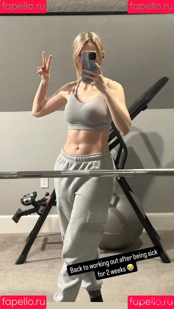 Dizzykitten / dizzykitten7 / dizzykittenpaws / thedizzykitten Onlyfans Photo Gallery 