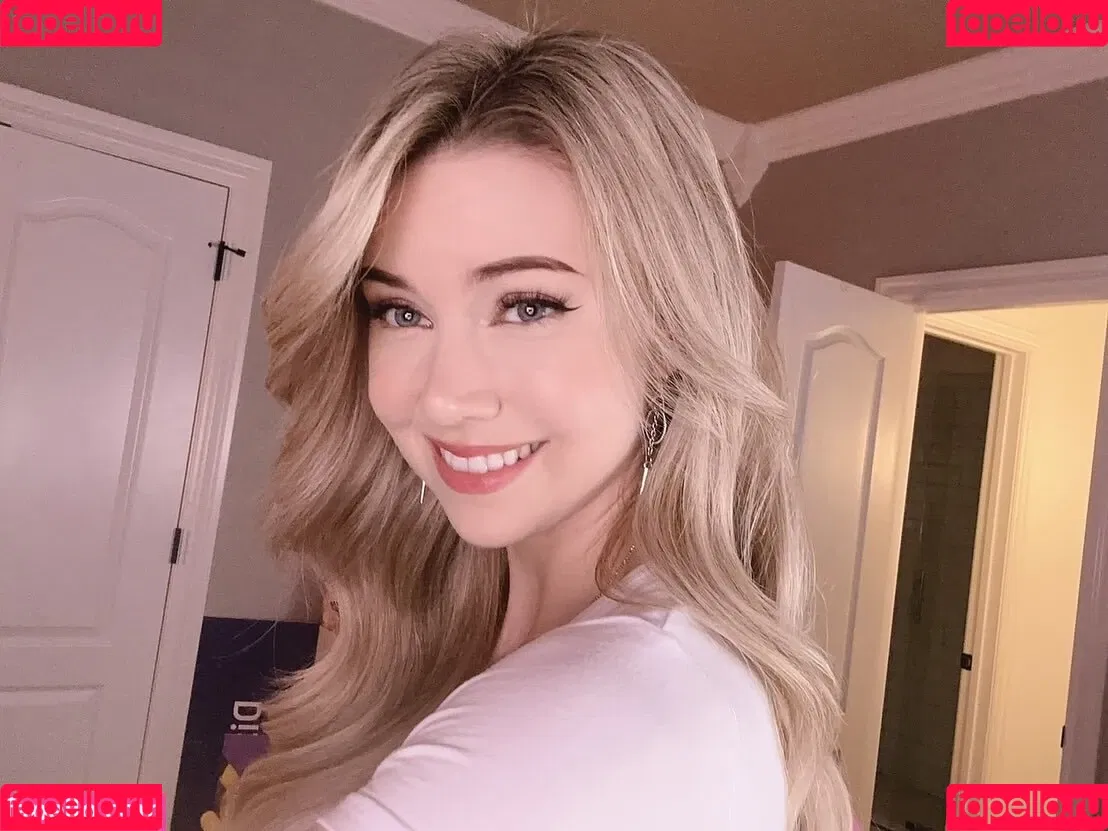 Dizzykitten / dizzykitten7 / dizzykittenpaws / thedizzykitten Onlyfans Photo Gallery 