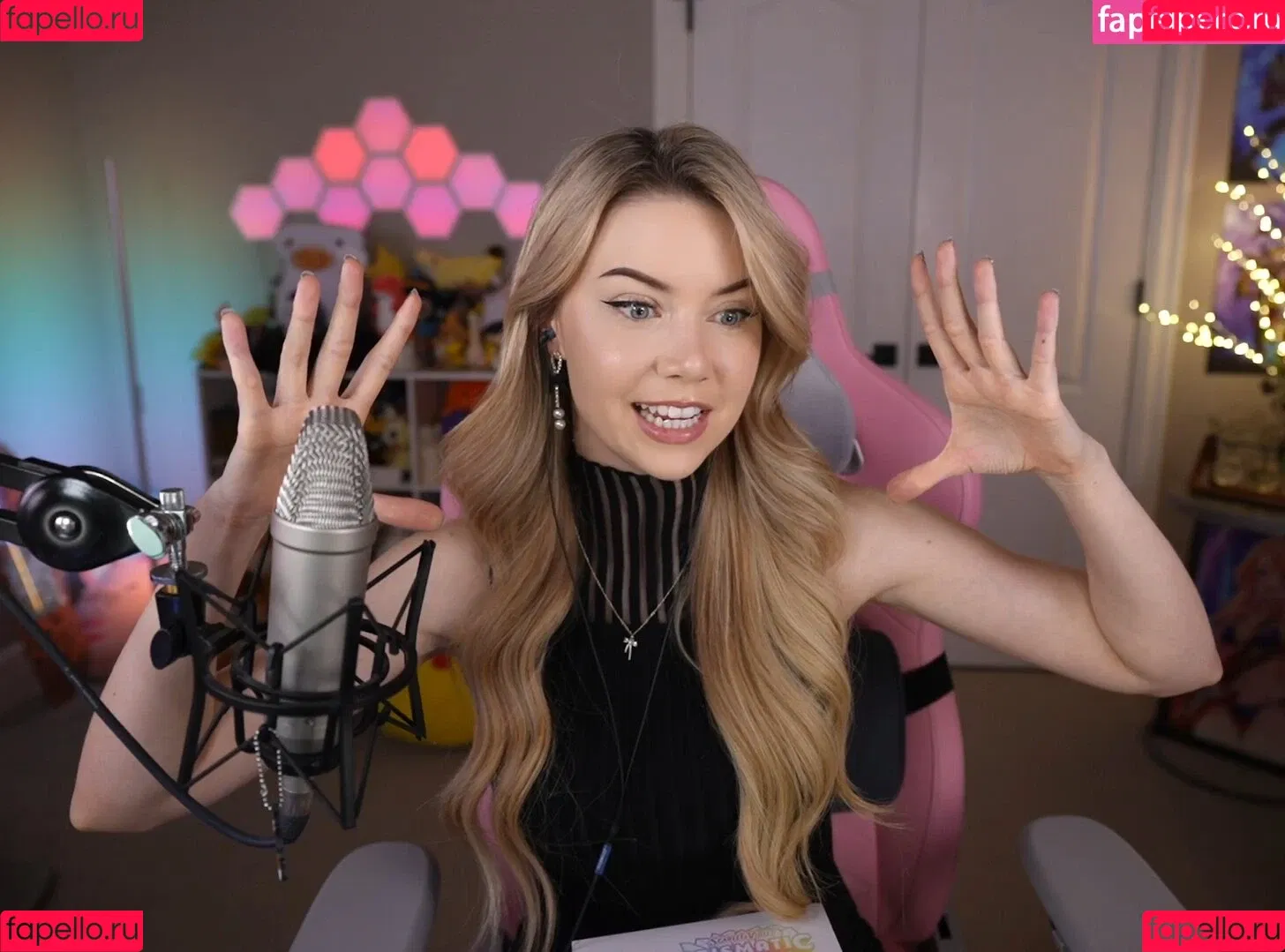 Dizzykitten / dizzykitten7 / dizzykittenpaws / thedizzykitten Onlyfans Photo Gallery 