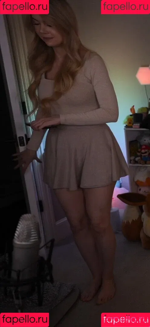 Dizzykitten / dizzykitten7 / dizzykittenpaws / thedizzykitten Onlyfans Photo Gallery 