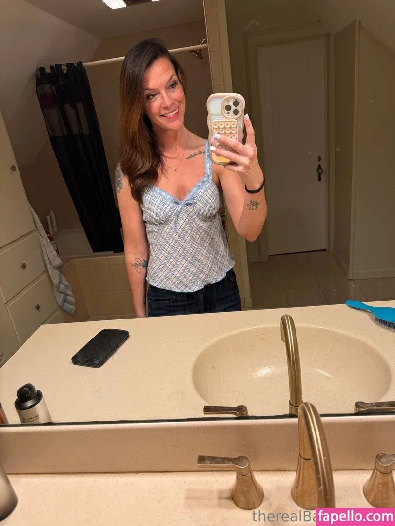 therealbatman_o / therealbatmanduhx Onlyfans Photo Gallery 