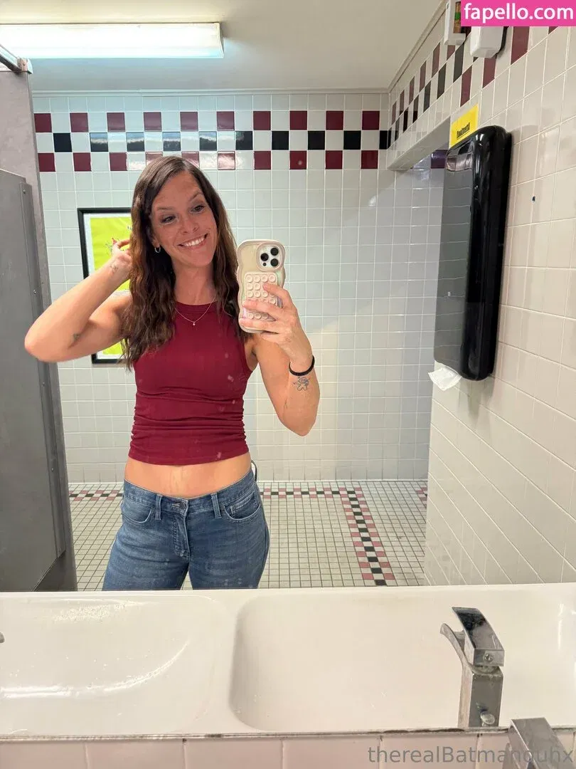 therealbatman_o / therealbatmanduhx Onlyfans Photo Gallery 