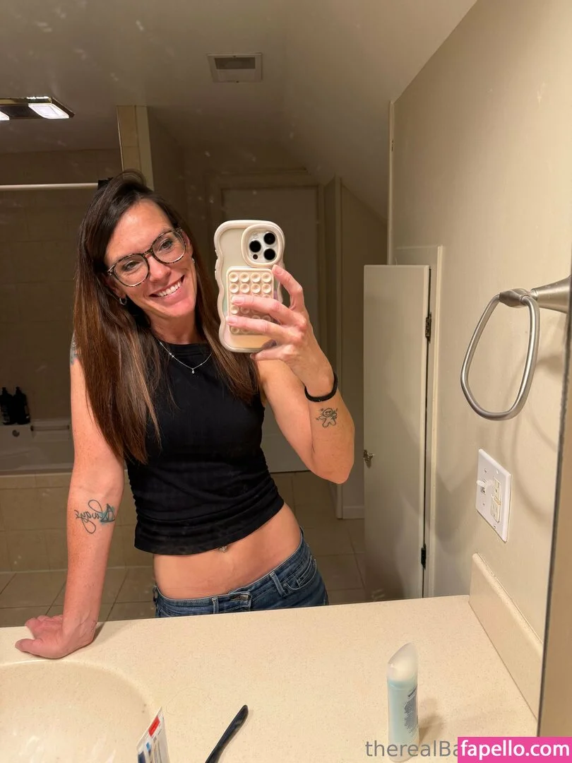 therealbatman_o / therealbatmanduhx Onlyfans Photo Gallery 