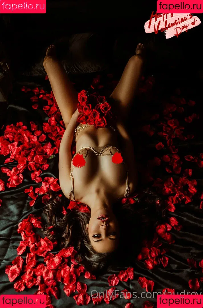 Audrey_ / audrey / audreyroloff Onlyfans Photo Gallery 