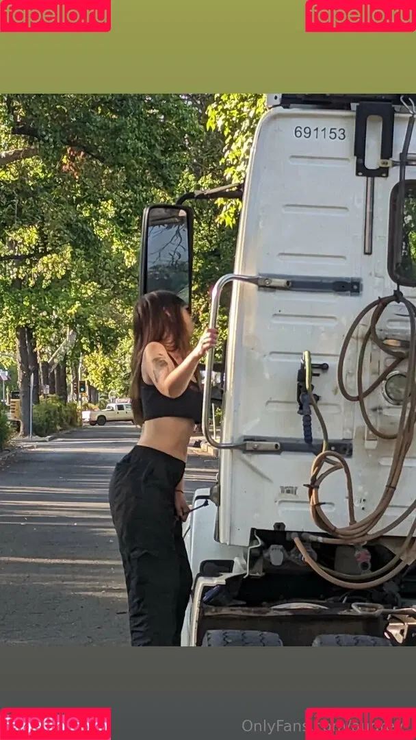 Audrey_ / audrey / audreyroloff Onlyfans Photo Gallery 