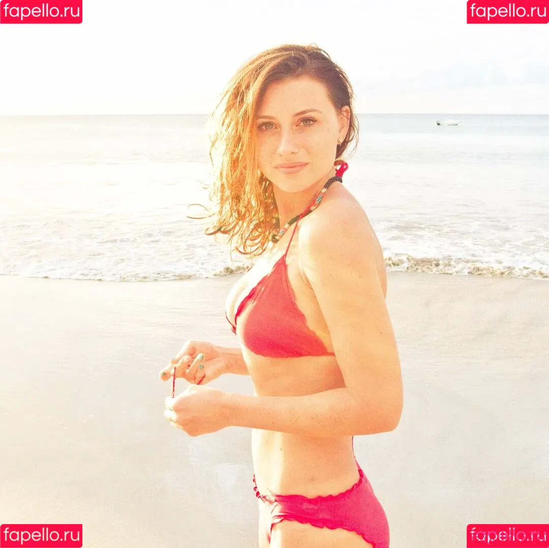 Aly Michalka / iamaly Onlyfans Photo Gallery 