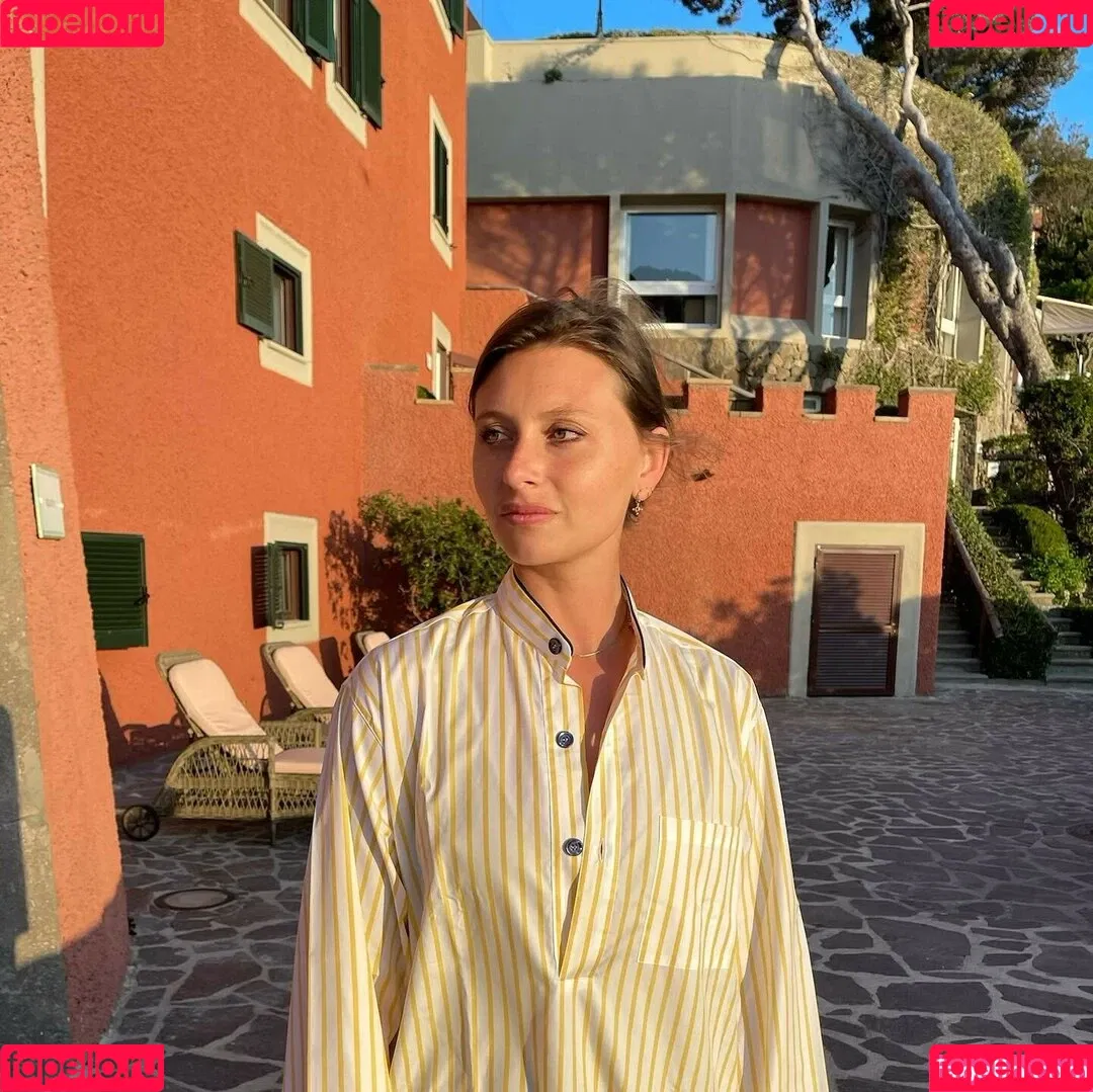 Aly Michalka / iamaly Onlyfans Photo Gallery 