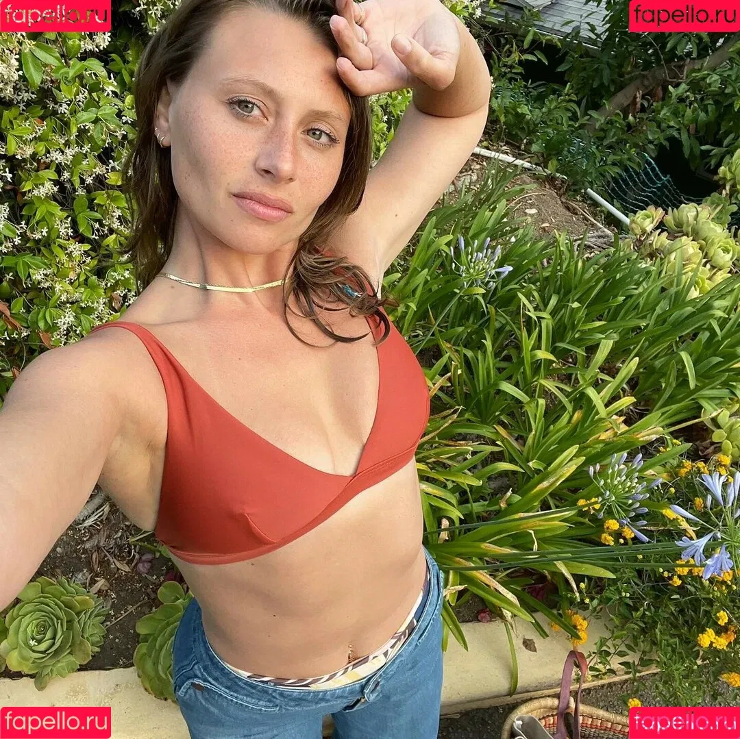 Aly Michalka / iamaly Onlyfans Photo Gallery 