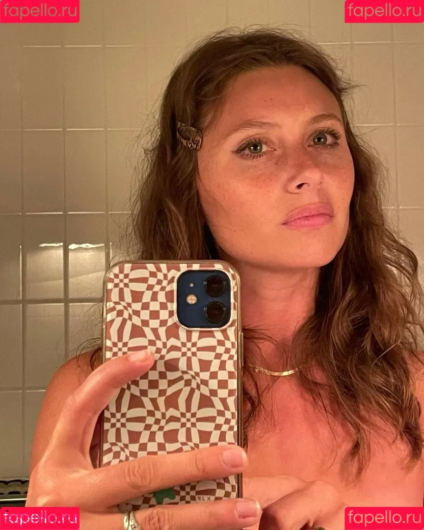 Aly Michalka / iamaly Onlyfans Photo Gallery 