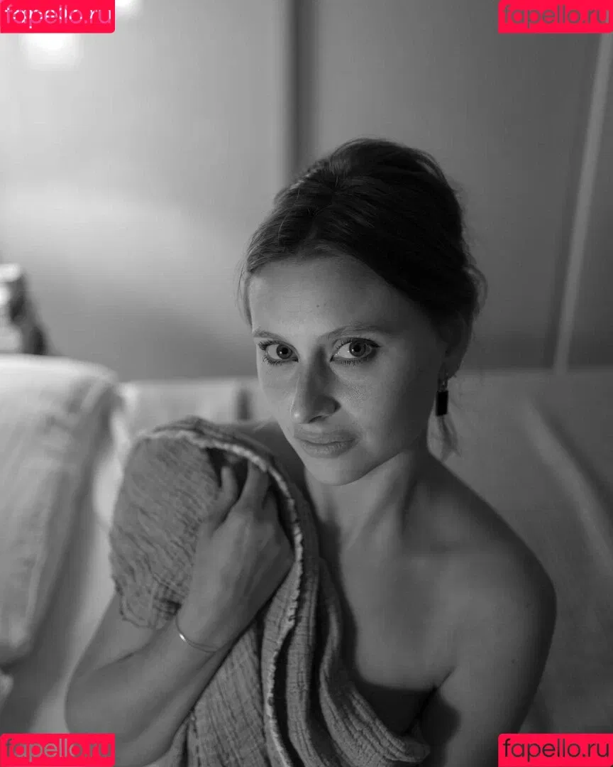 Aly Michalka / iamaly Onlyfans Photo Gallery 