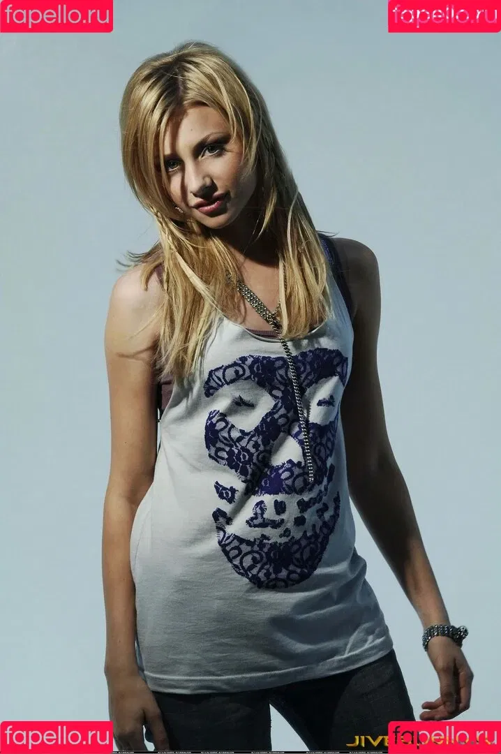 Aly Michalka / iamaly Onlyfans Photo Gallery 