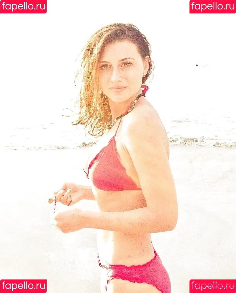 Aly Michalka / iamaly Onlyfans Photo Gallery 