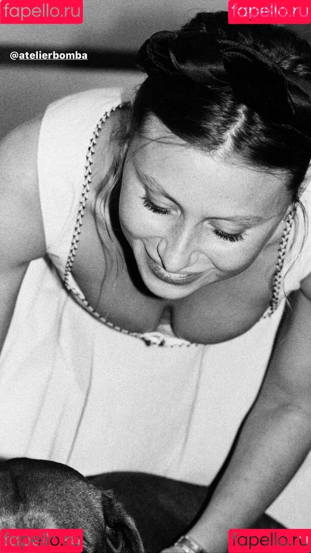 Aly Michalka / iamaly Onlyfans Photo Gallery 