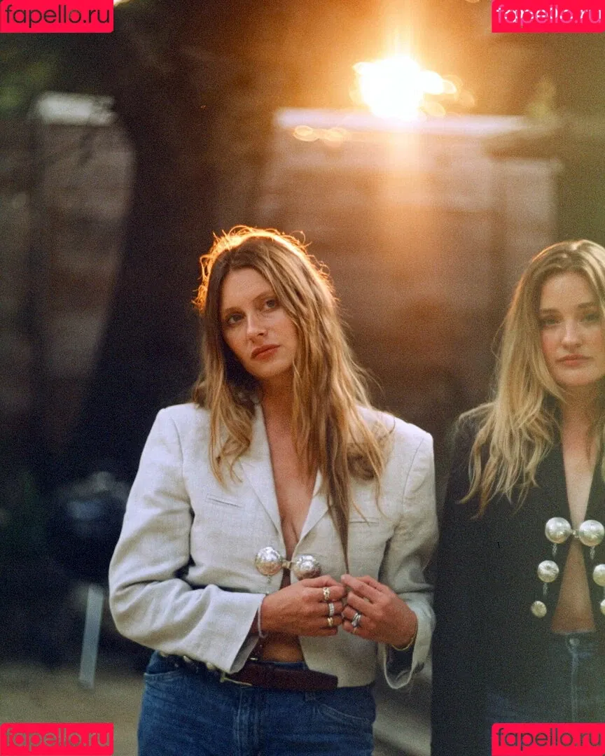 Aly Michalka / iamaly Onlyfans Photo Gallery 