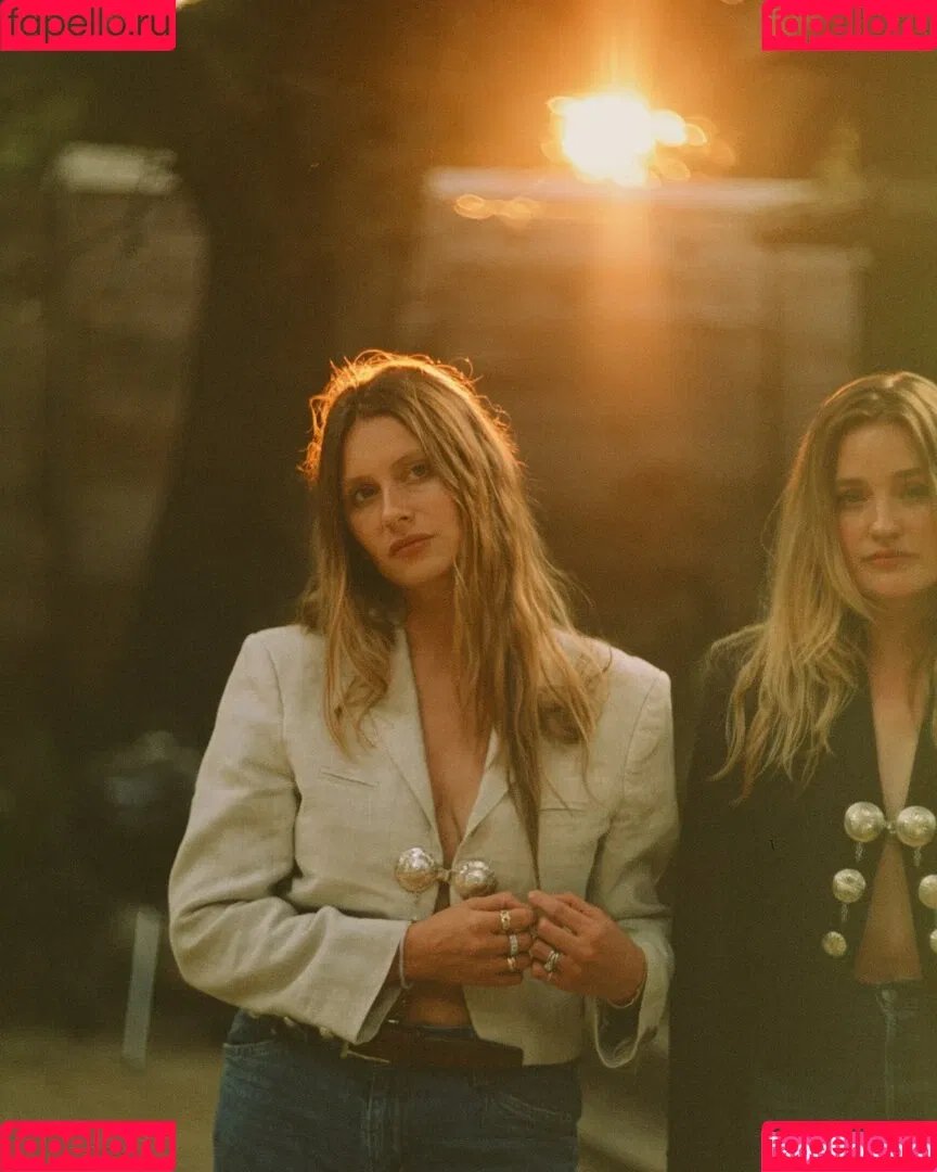 Aly Michalka / iamaly Onlyfans Photo Gallery 