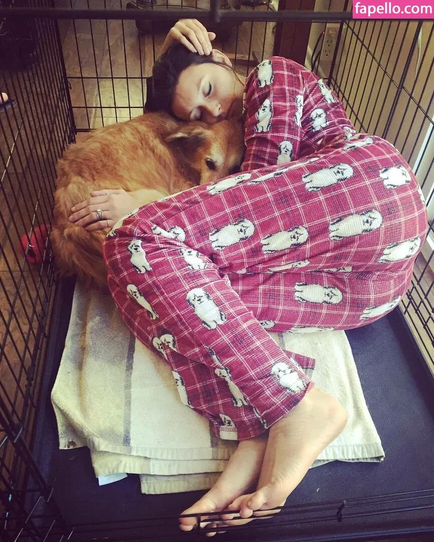 Aly Michalka / iamaly Onlyfans Photo Gallery 