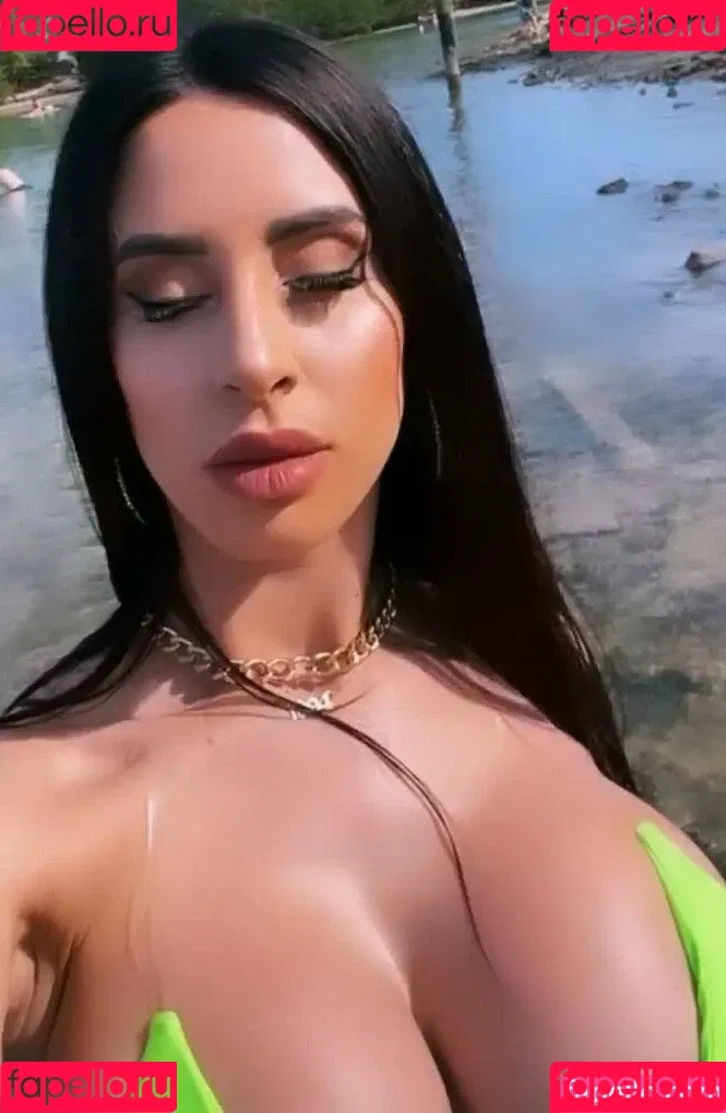Maday Castellano / Madayy24 / madaycastellano_ Onlyfans Photo Gallery 