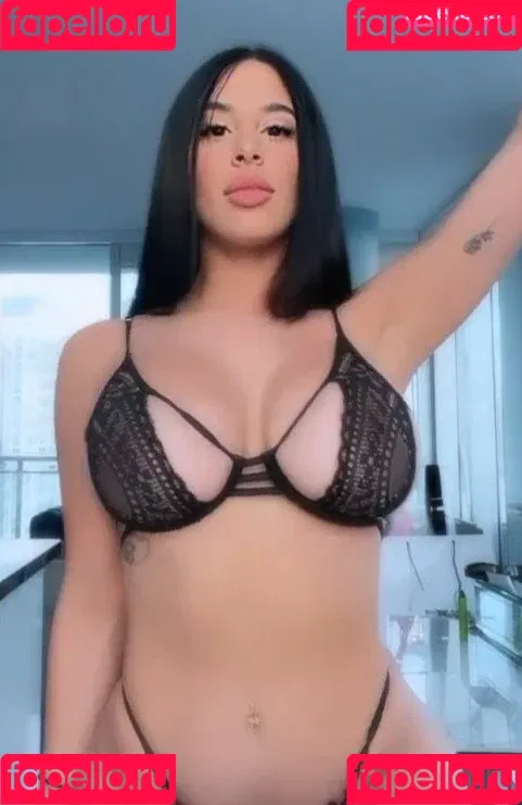 Maday Castellano / Madayy24 / madaycastellano_ Onlyfans Photo Gallery 