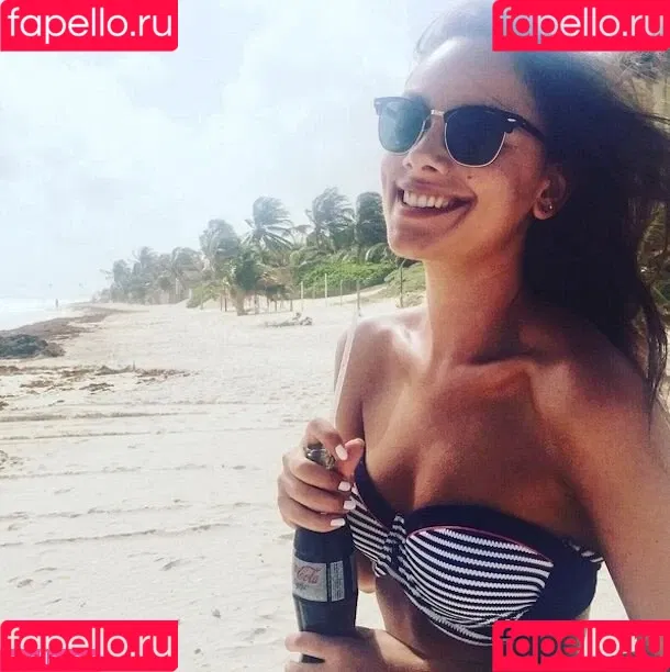 Janina Uhse / janinauhse Onlyfans Photo Gallery 