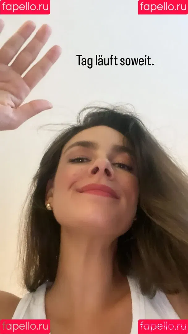 Janina Uhse / janinauhse Onlyfans Photo Gallery 