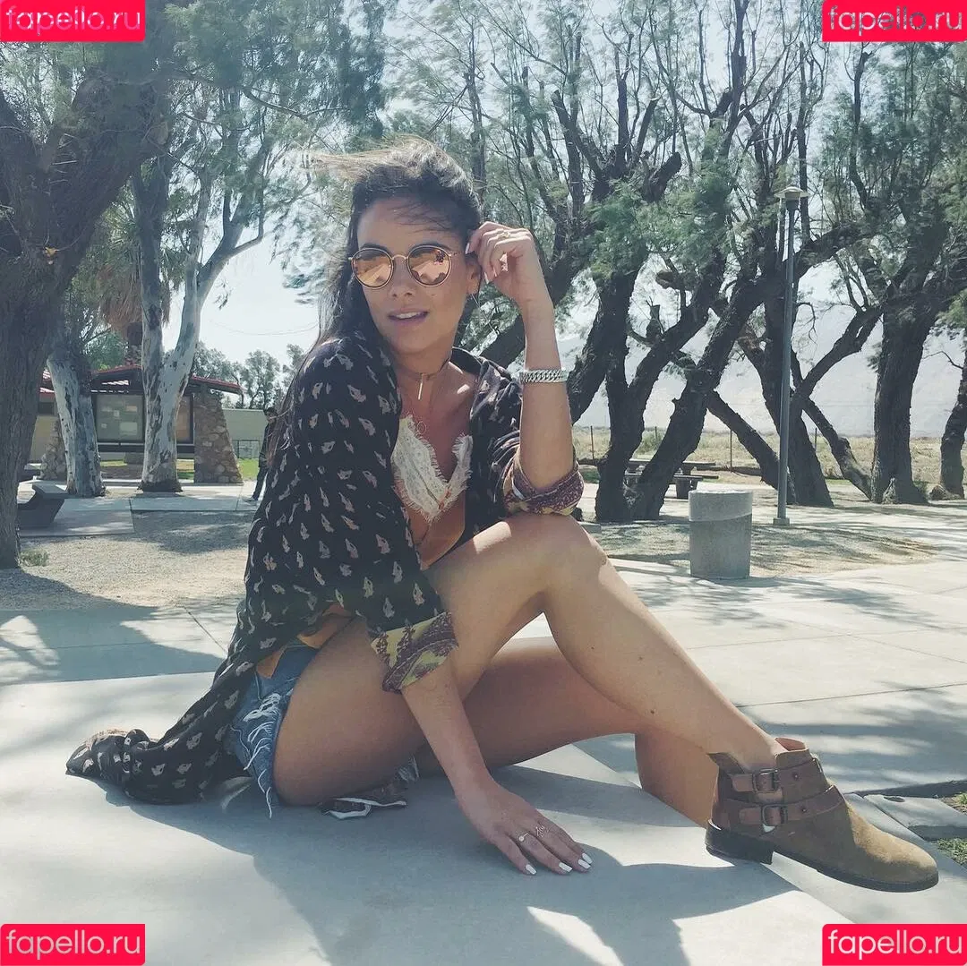 Janina Uhse / janinauhse Onlyfans Photo Gallery 