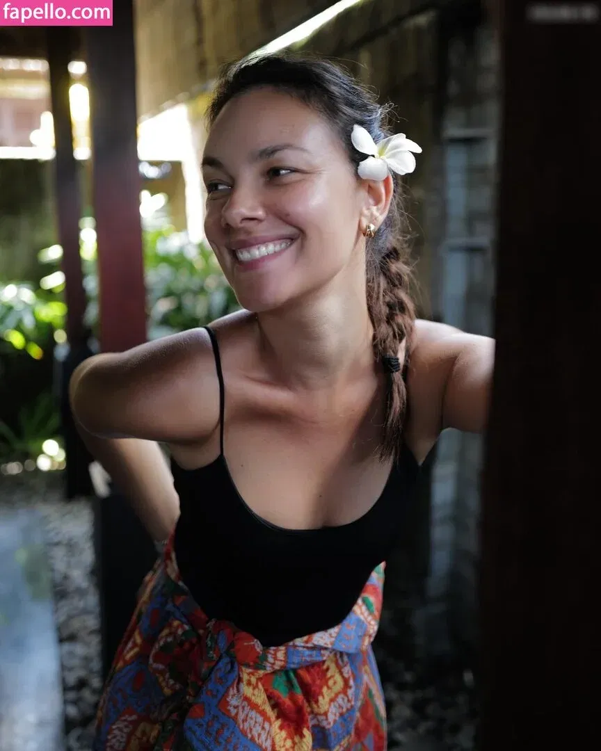 Janina Uhse / janinauhse Onlyfans Photo Gallery 