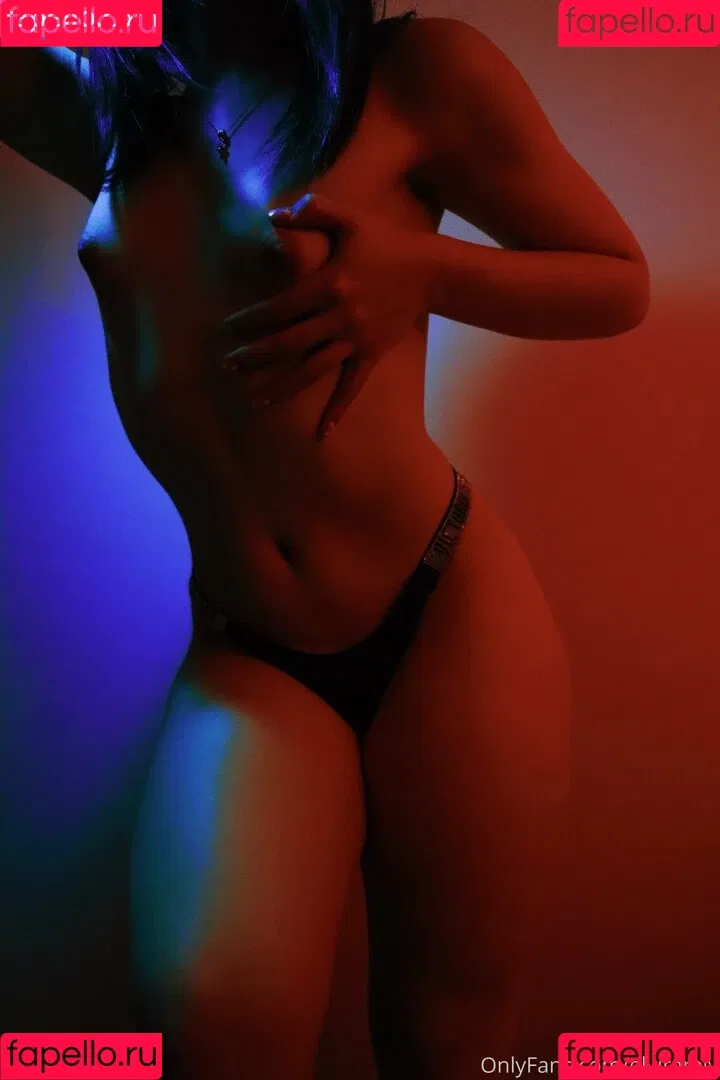 Elvira / elvirarelv Onlyfans Photo Gallery 
