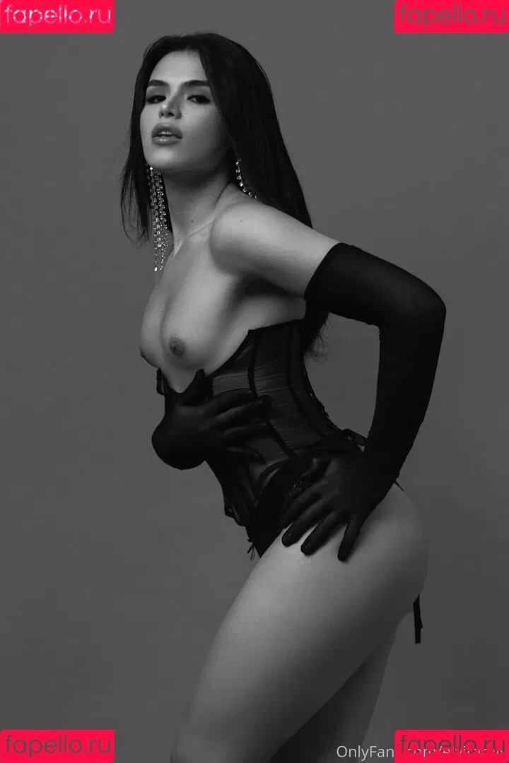 Elvira / elvirarelv Onlyfans Photo Gallery 
