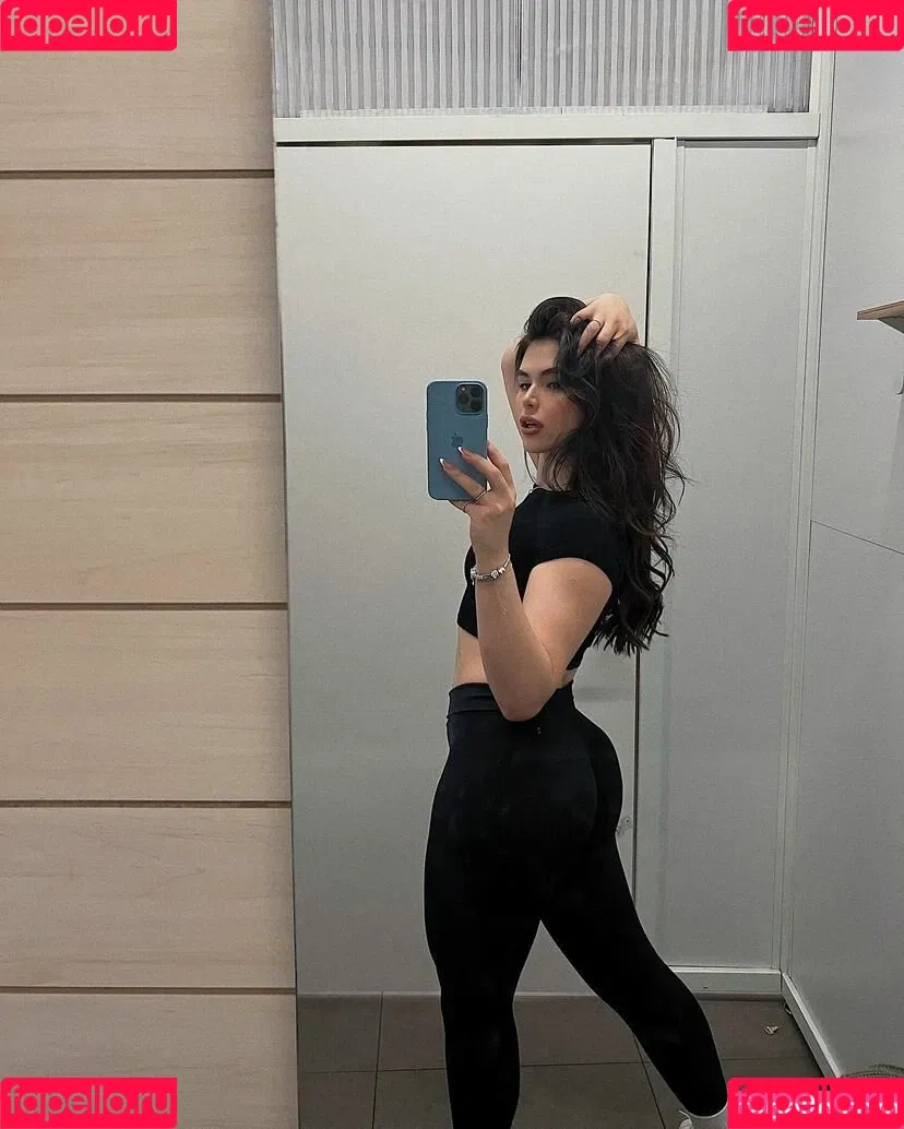 Elvira / elvirarelv Onlyfans Photo Gallery 
