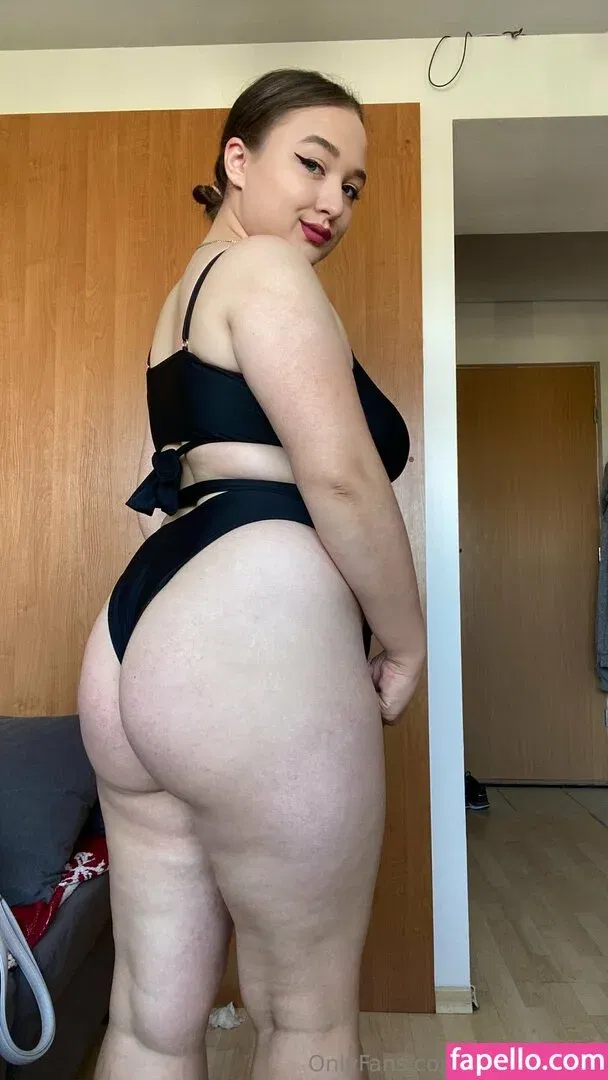 yolandafitandfab / yolandakeys Onlyfans Photo Gallery 