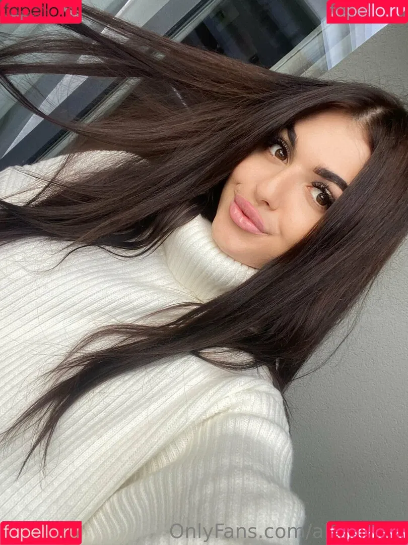 aliia.fairy / aliia_fairy Onlyfans Photo Gallery 