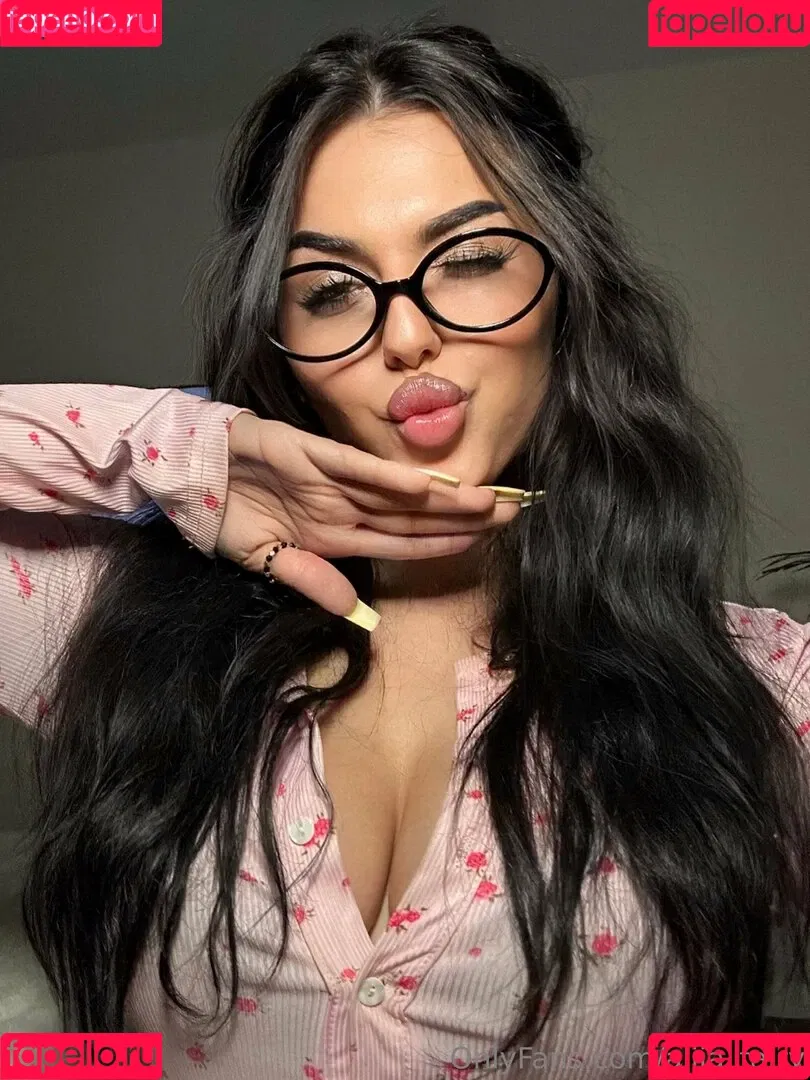 aliia.fairy / aliia_fairy Onlyfans Photo Gallery 