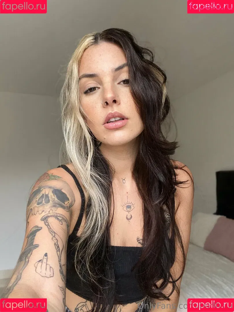 badbsui Onlyfans Photo Gallery 