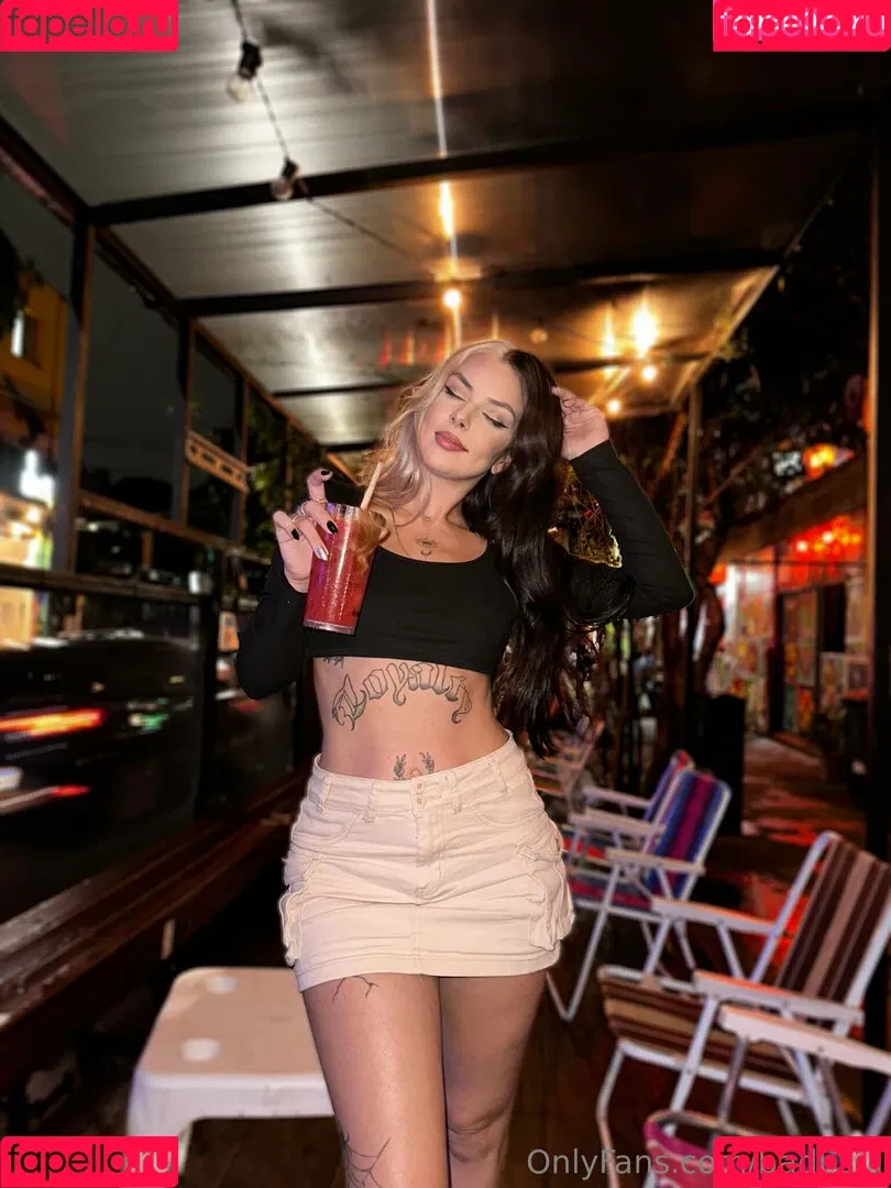 badbsui Onlyfans Photo Gallery 