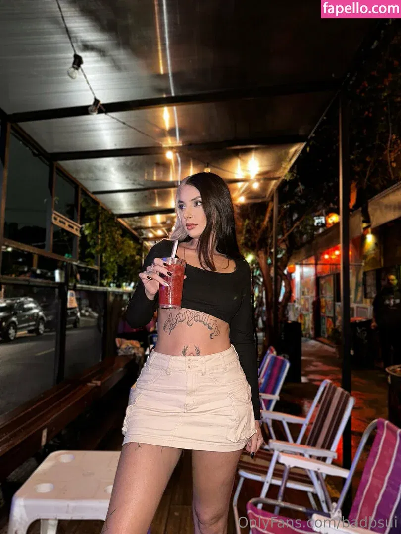 badbsui Onlyfans Photo Gallery 