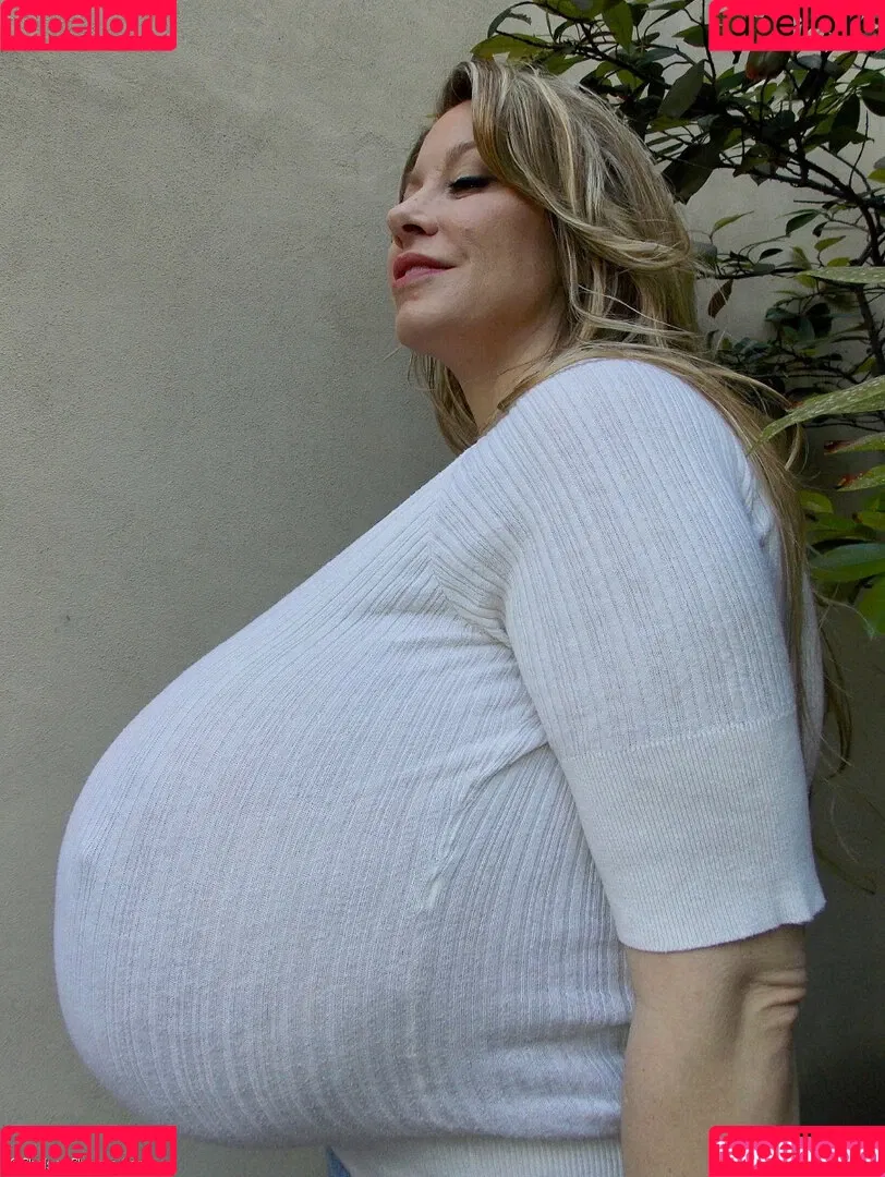 Chelsea Charms / chelsea_charms_ Onlyfans Photo Gallery 