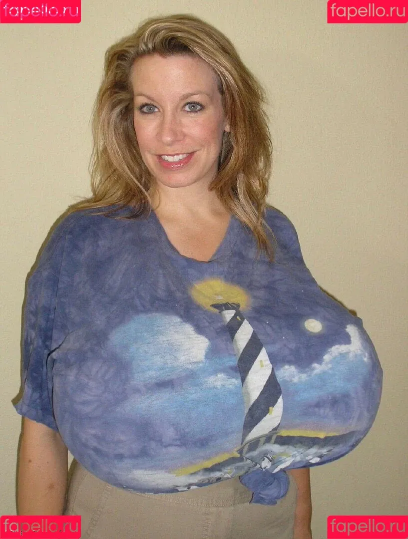 Chelsea Charms / chelsea_charms_ Onlyfans Photo Gallery 