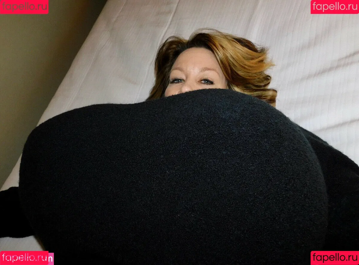 Chelsea Charms / chelsea_charms_ Onlyfans Photo Gallery 