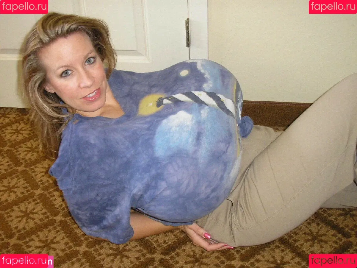 Chelsea Charms / chelsea_charms_ Onlyfans Photo Gallery 
