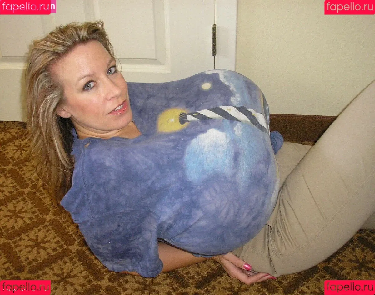 Chelsea Charms / chelsea_charms_ Onlyfans Photo Gallery 